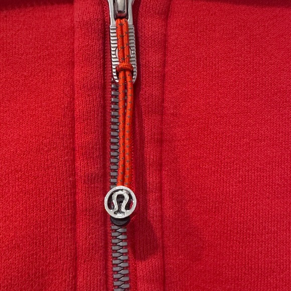 EUC Lululemon Cropped Scuba Funnel Neck - Picture 6 of 10